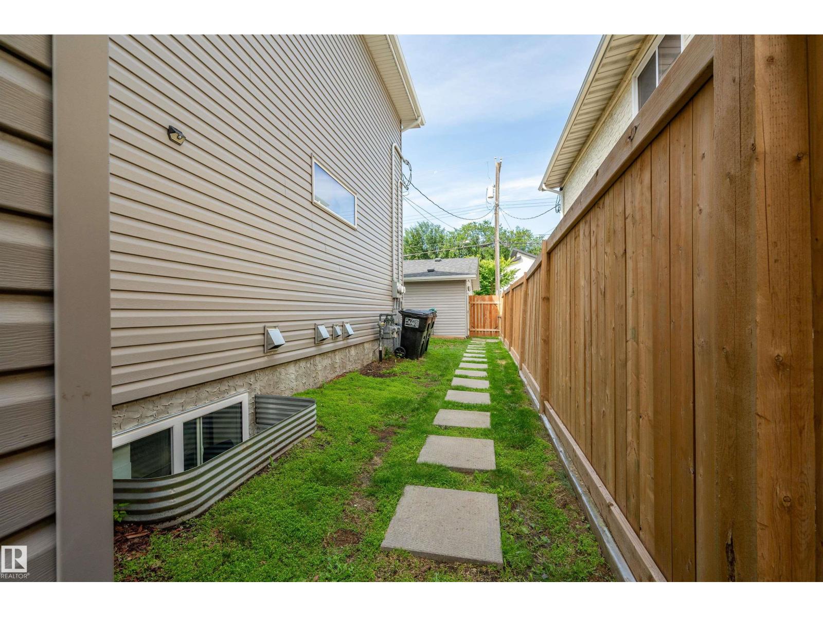 11444 82 St Nw Property Photo 48