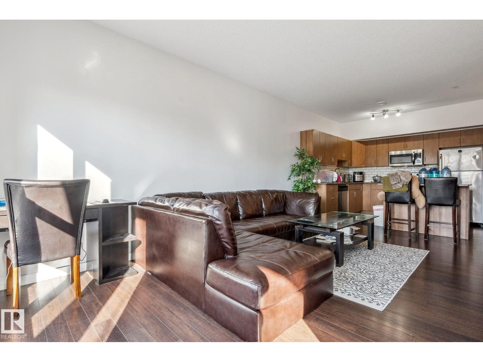 #209 10518 113 St Nw Property Photo 15