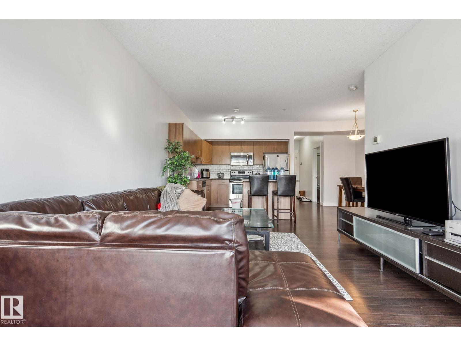 #209 10518 113 St Nw Property Photo 16
