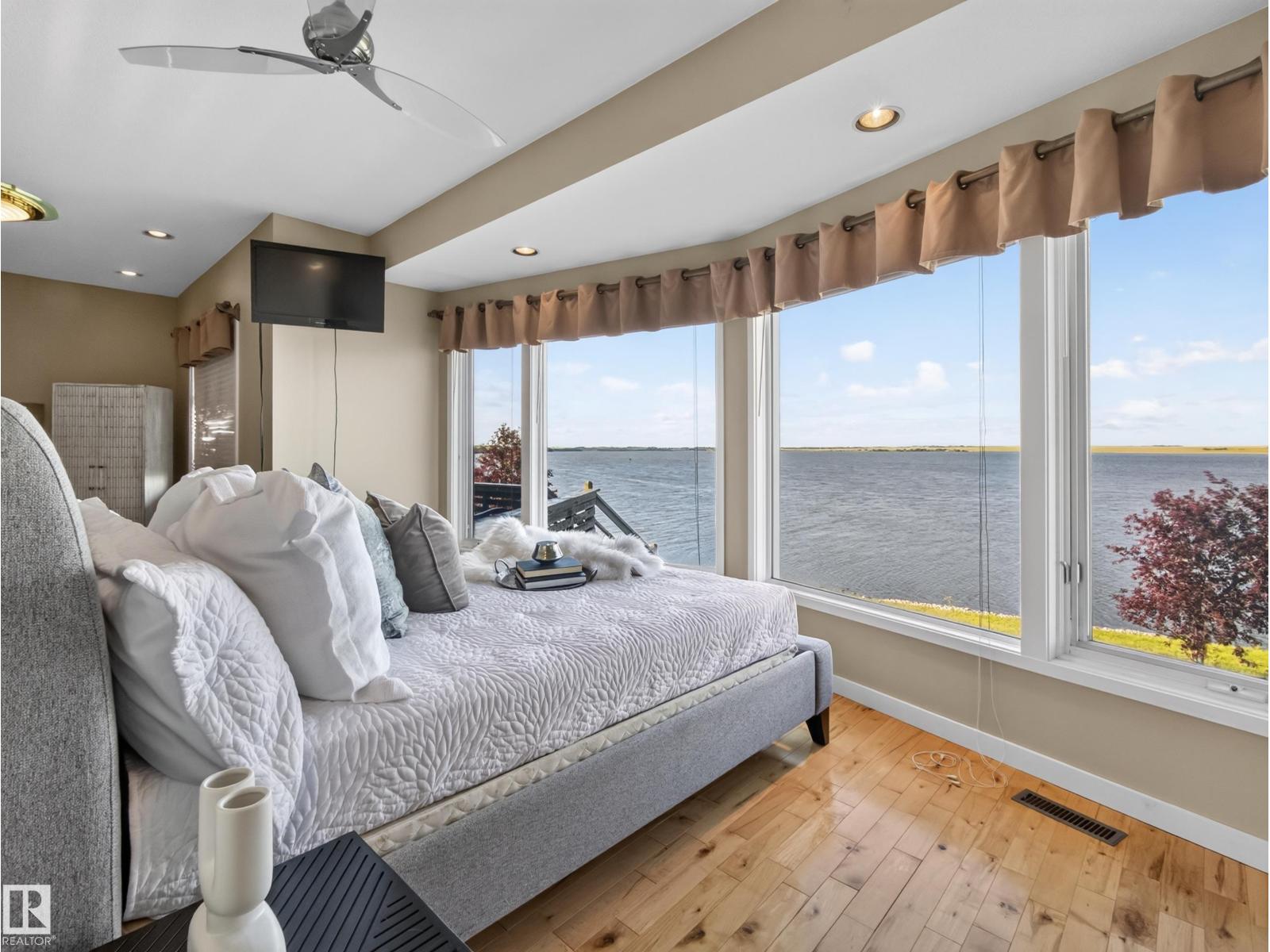 48208 Range Road Property Photo 46