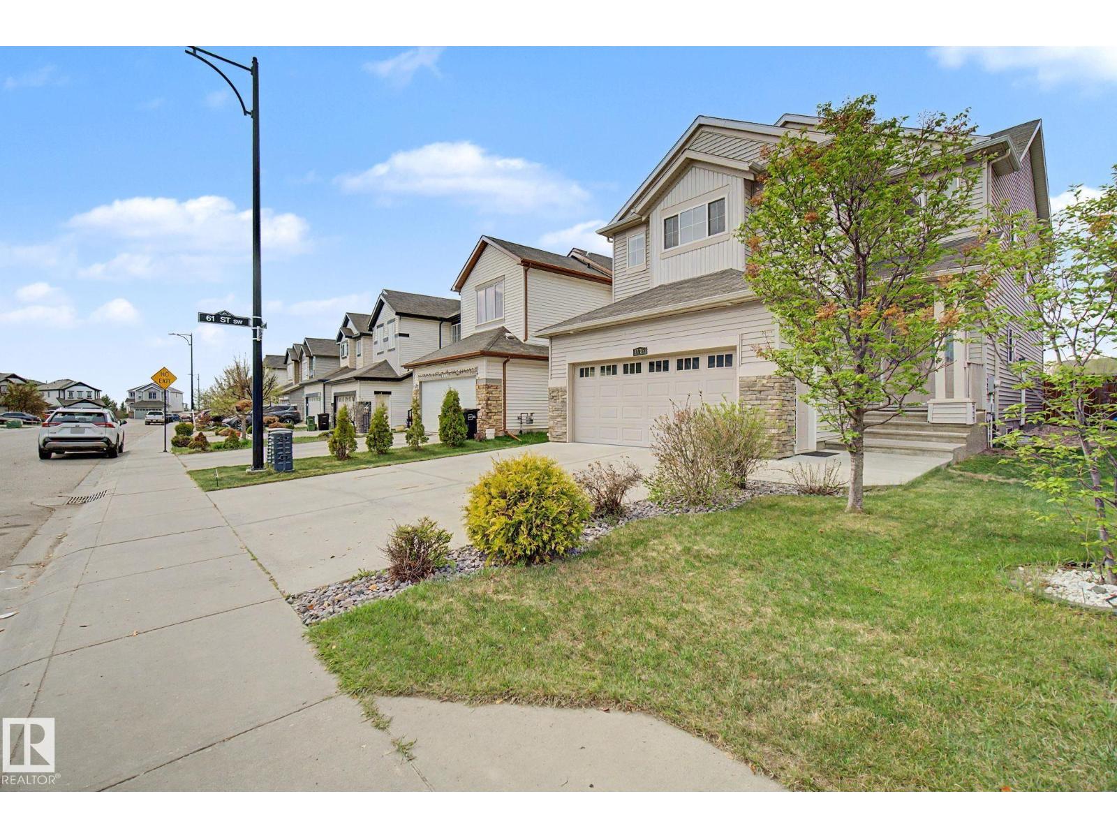 6016 10 Av Sw Property Photo 2