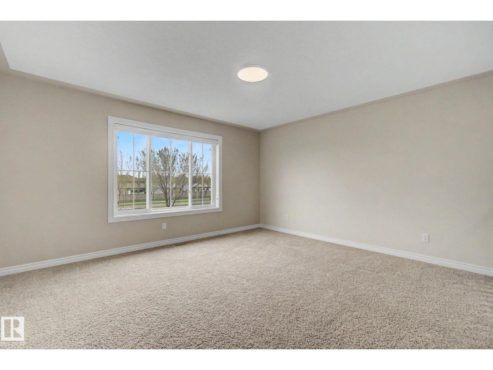 6016 10 Av Sw Property Photo 23