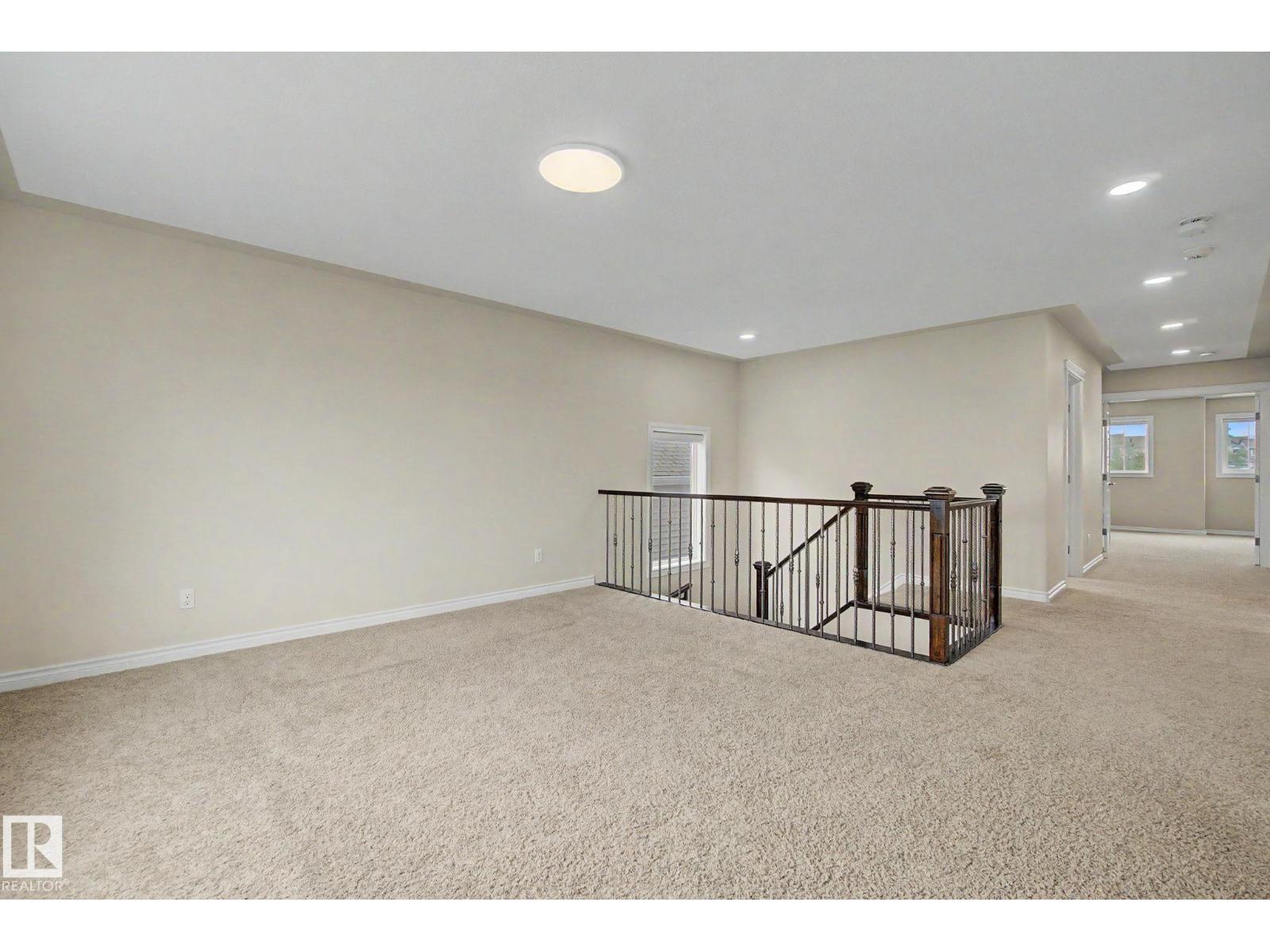 6016 10 Av Sw Property Photo 26