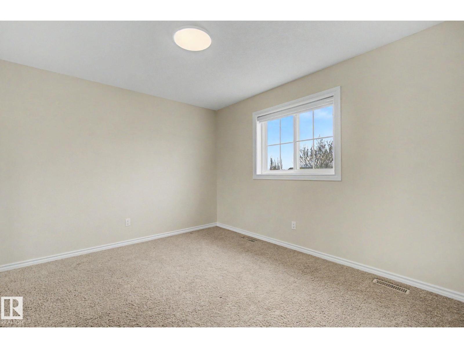 6016 10 Av Sw Property Photo 27