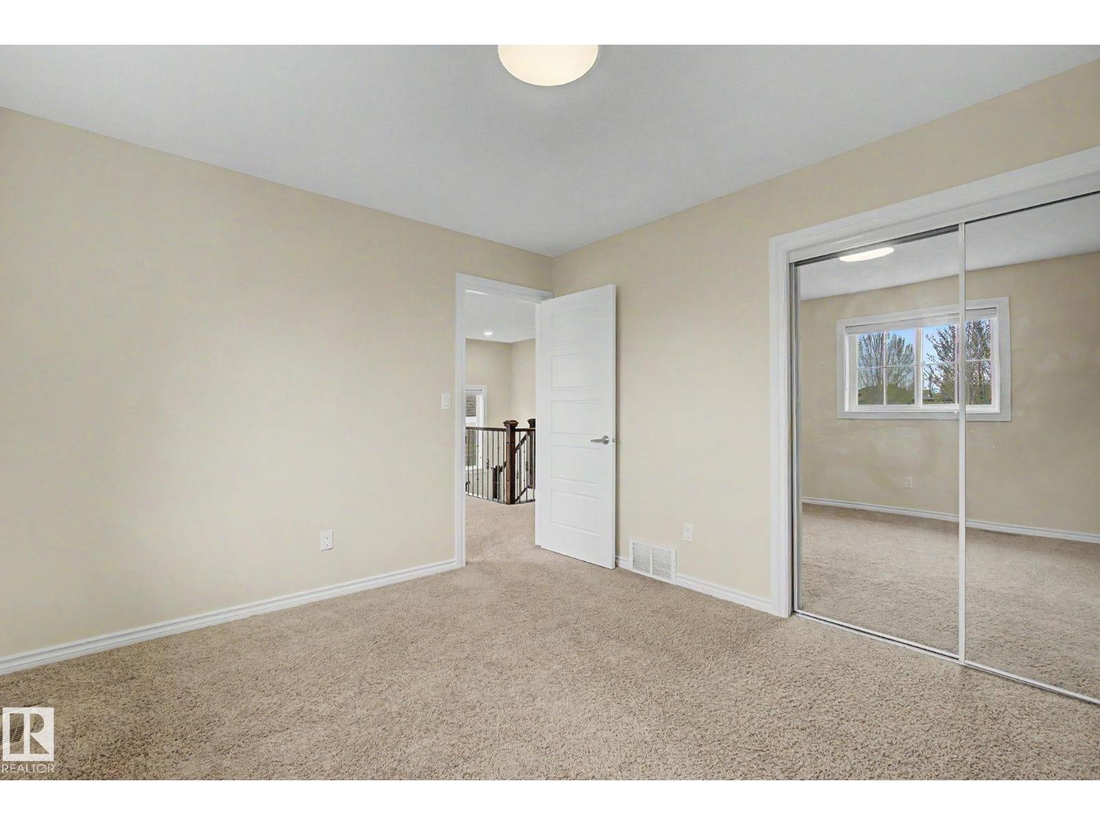 6016 10 Av Sw Property Photo 29