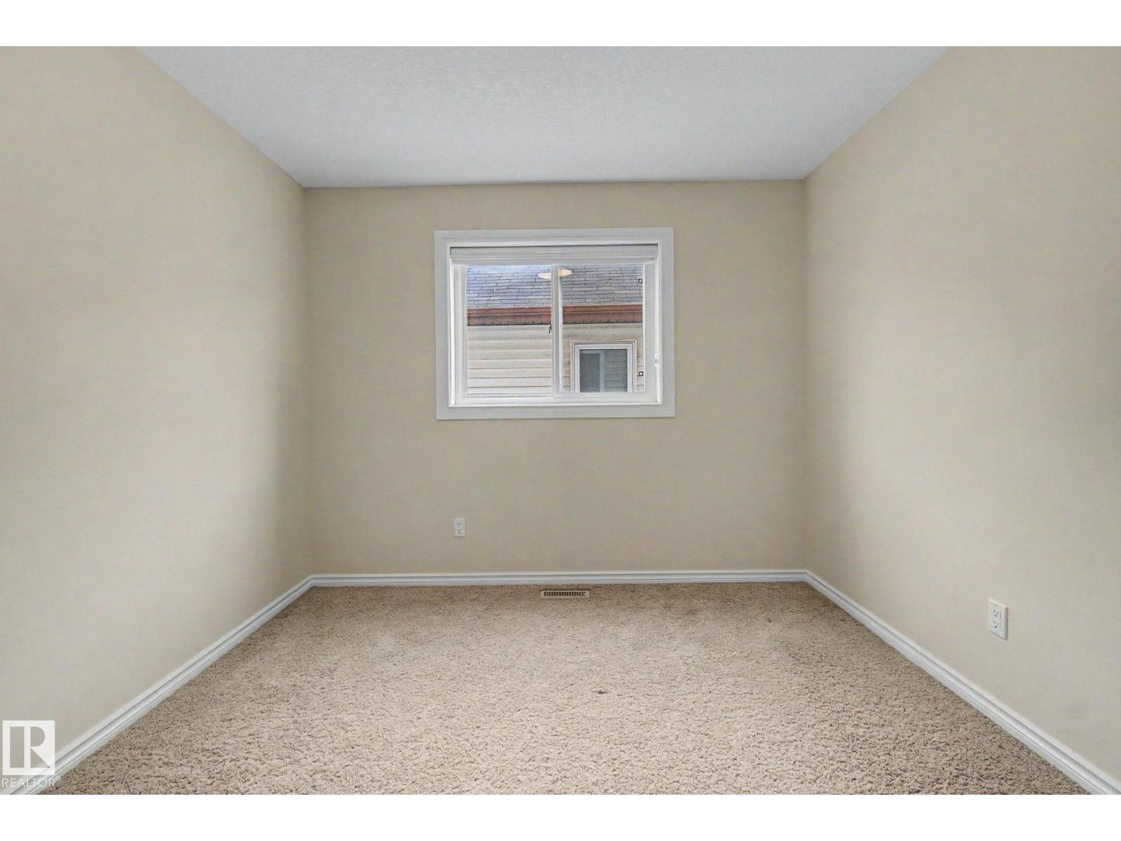 6016 10 Av Sw Property Photo 32