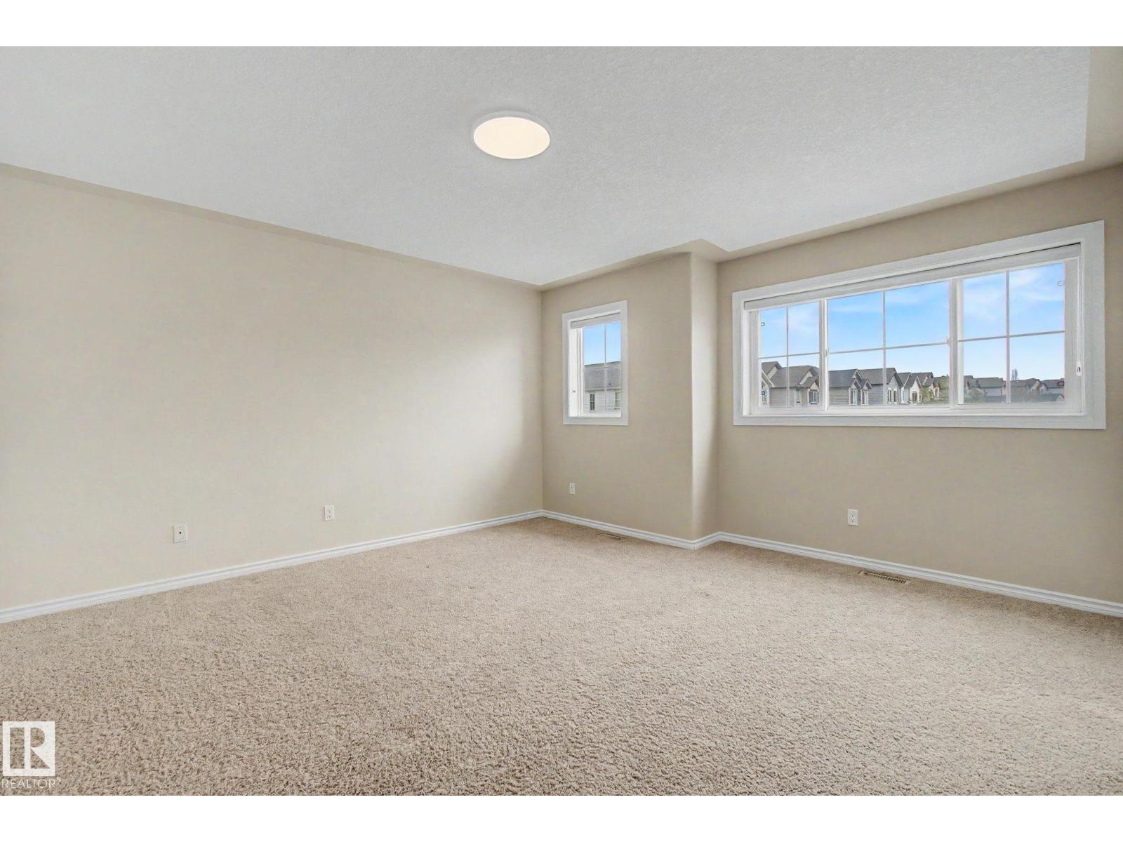 6016 10 Av Sw Property Photo 38