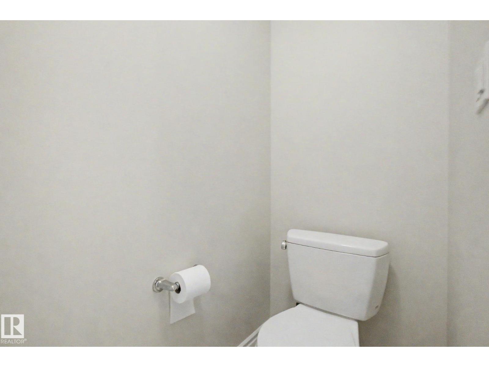 6016 10 Av Sw Property Photo 43