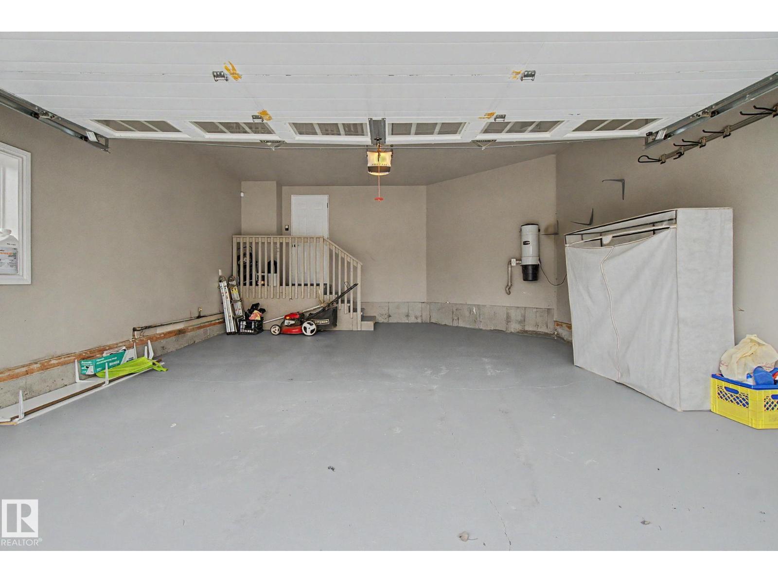 6016 10 Av Sw Property Photo 52