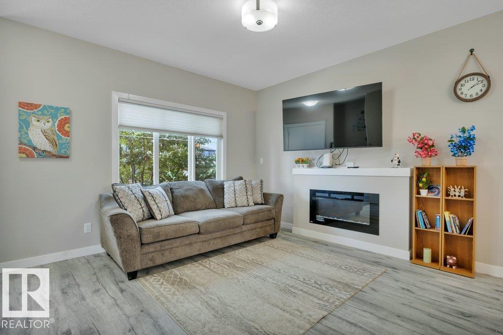 729 Berg Lo Property Photo 6