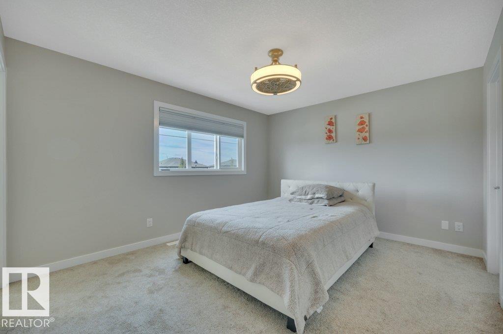 729 Berg Lo Property Photo 21