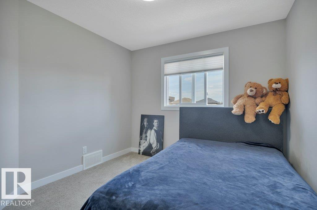 729 Berg Lo Property Photo 29