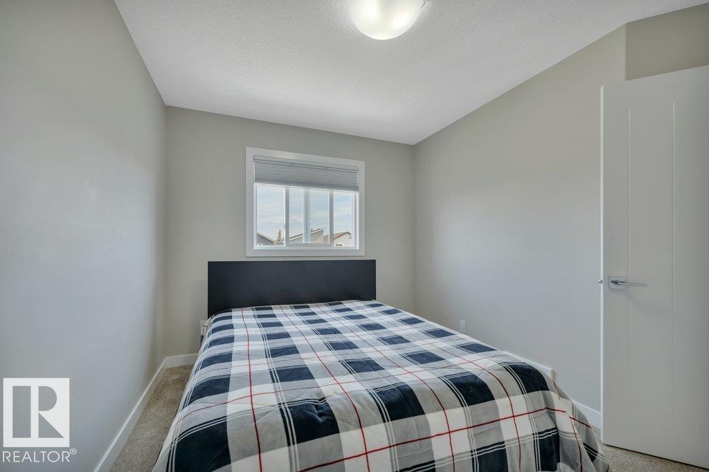 729 Berg Lo Property Photo 31