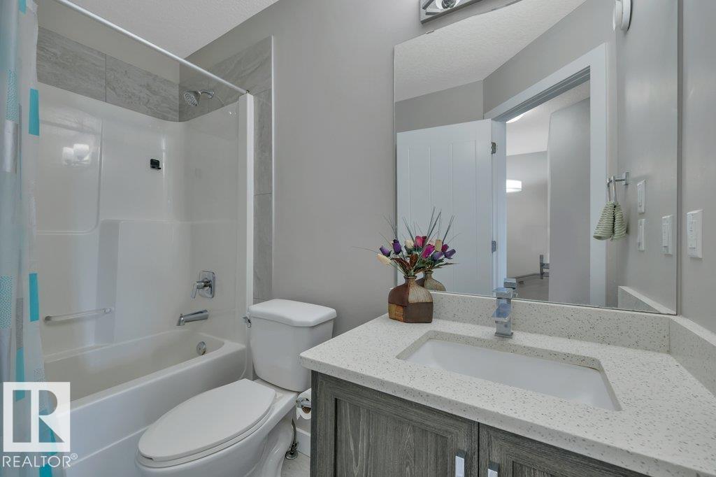 729 Berg Lo Property Photo 39