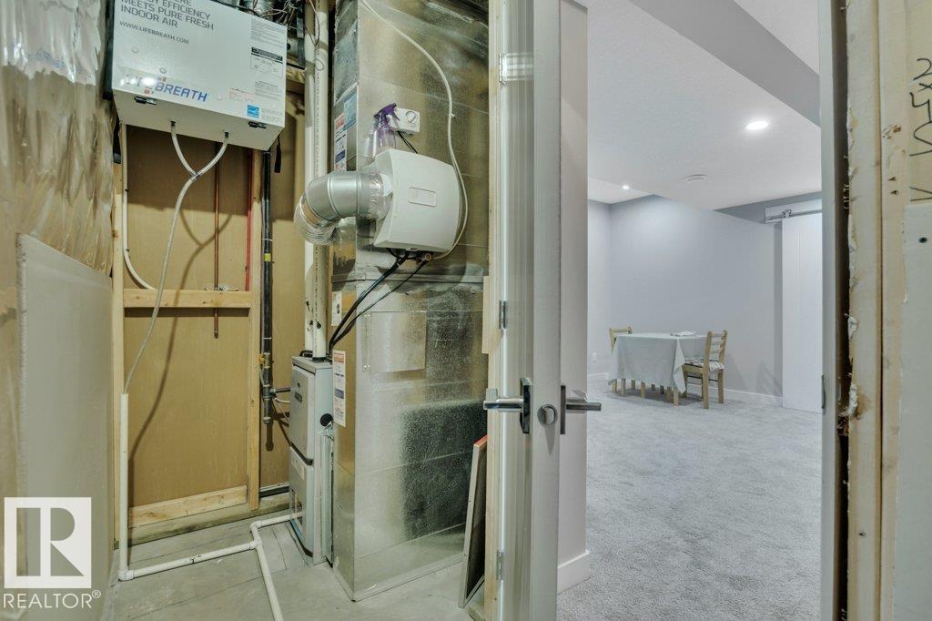 729 Berg Lo Property Photo 42