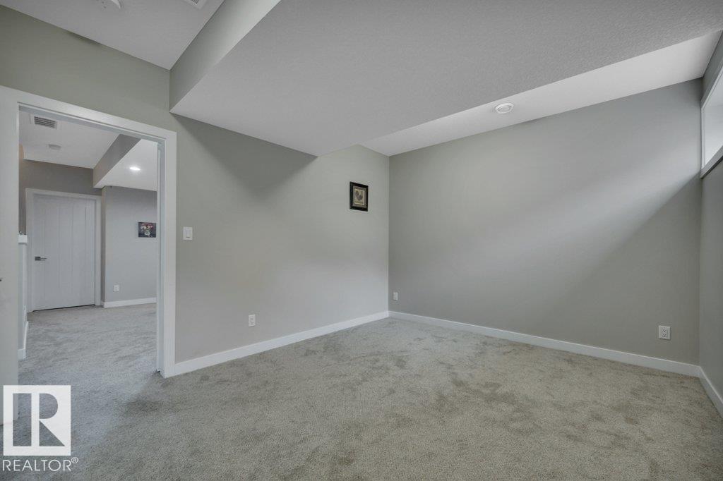 729 Berg Lo Property Photo 46