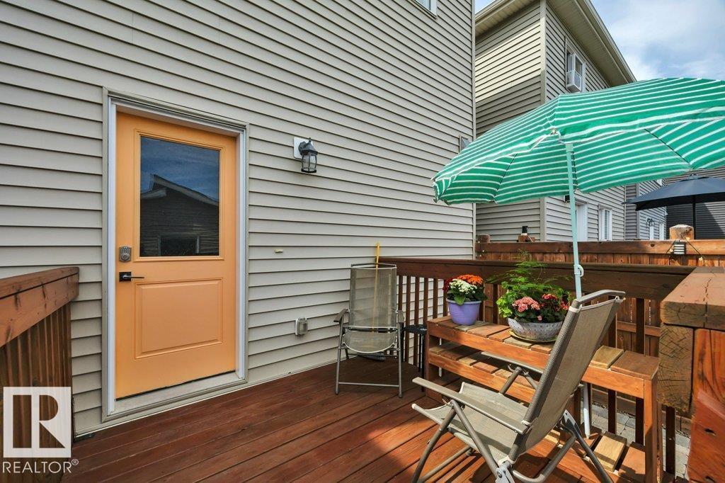 729 Berg Lo Property Photo 48