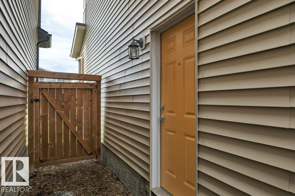 729 Berg Lo Property Photo 49