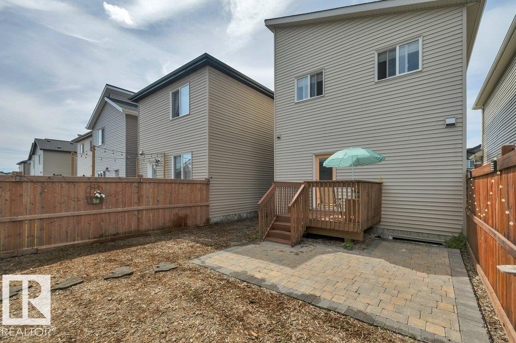 729 Berg Lo Property Photo 53