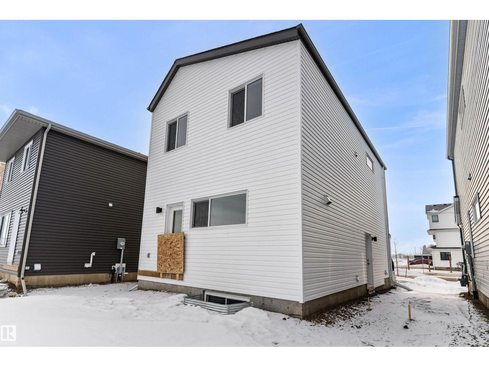 1218 Mcleod Av Property Photo 32