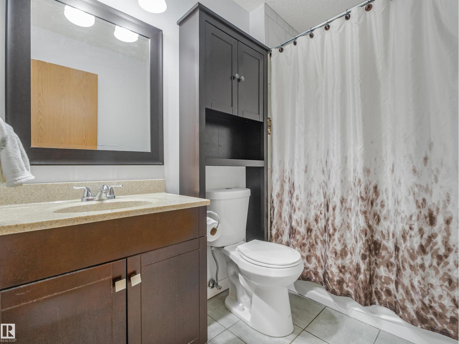 5749 189 St Nw Property Photo 16