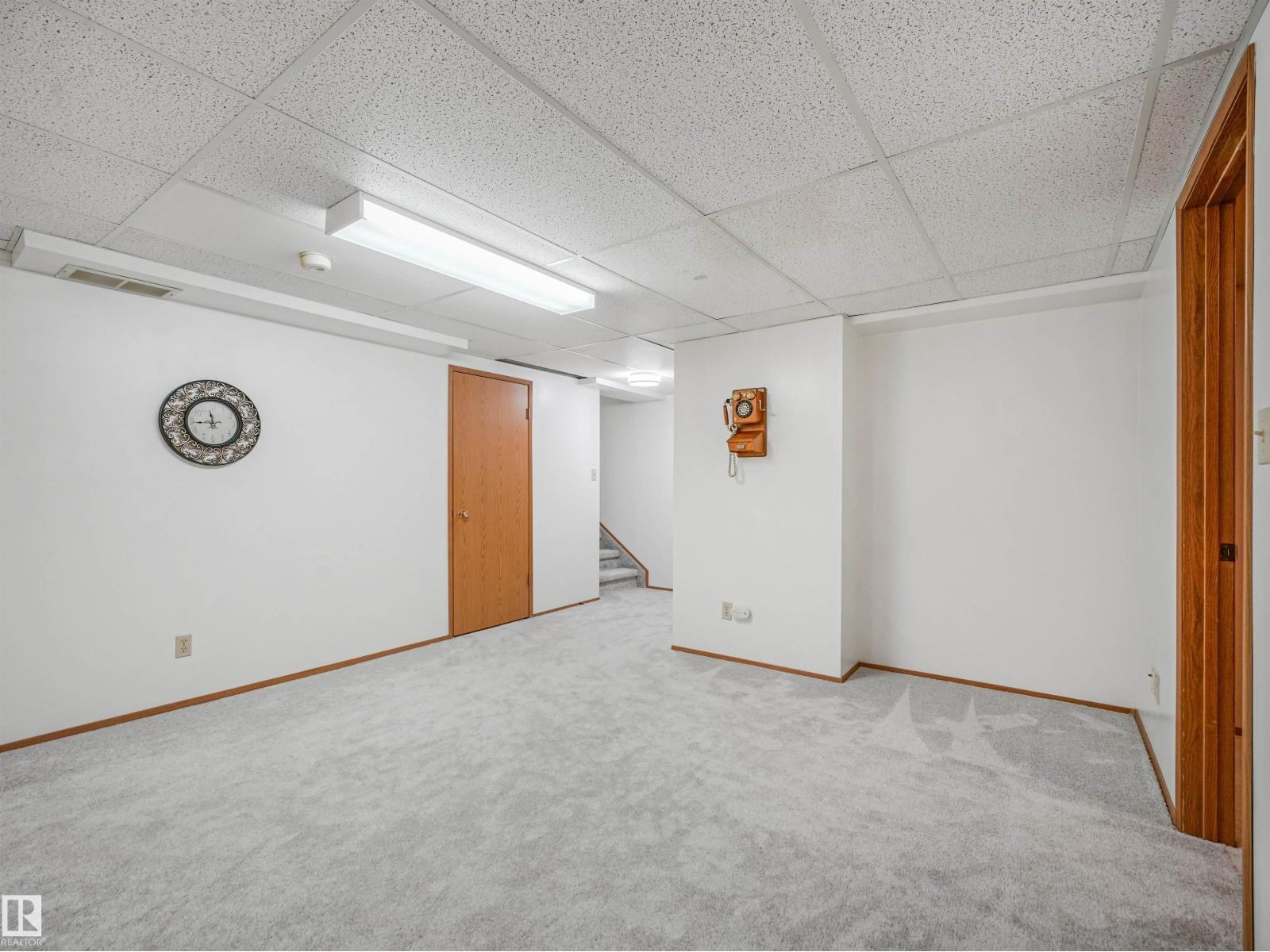 5749 189 St Nw Property Photo 20