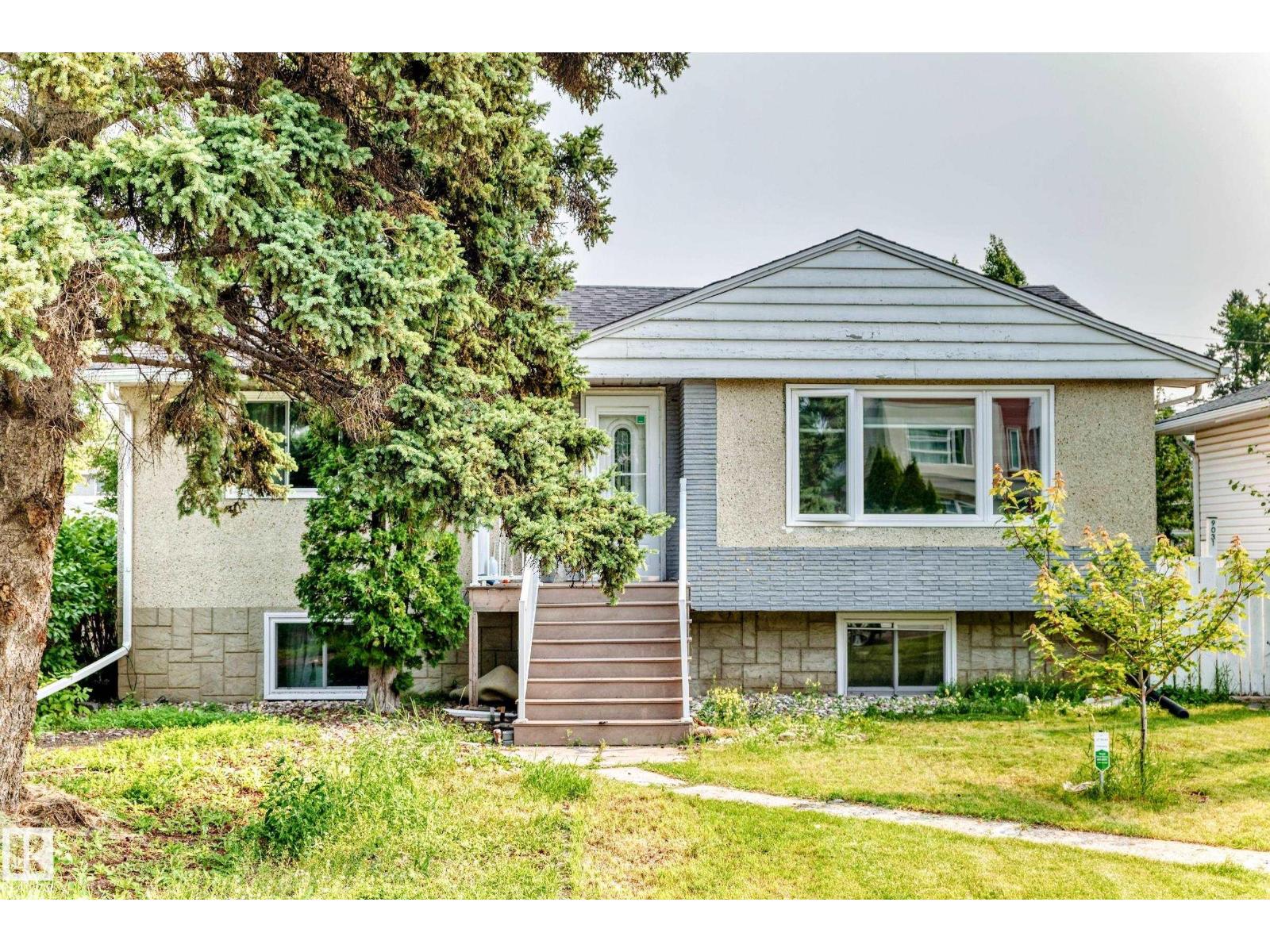 9031 150 ST NW