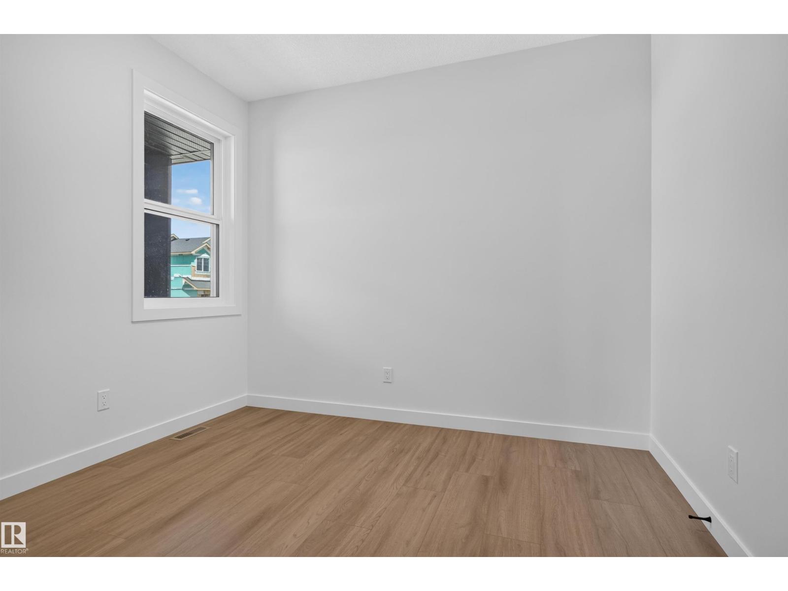 273 Paterson Li Sw Property Photo 5