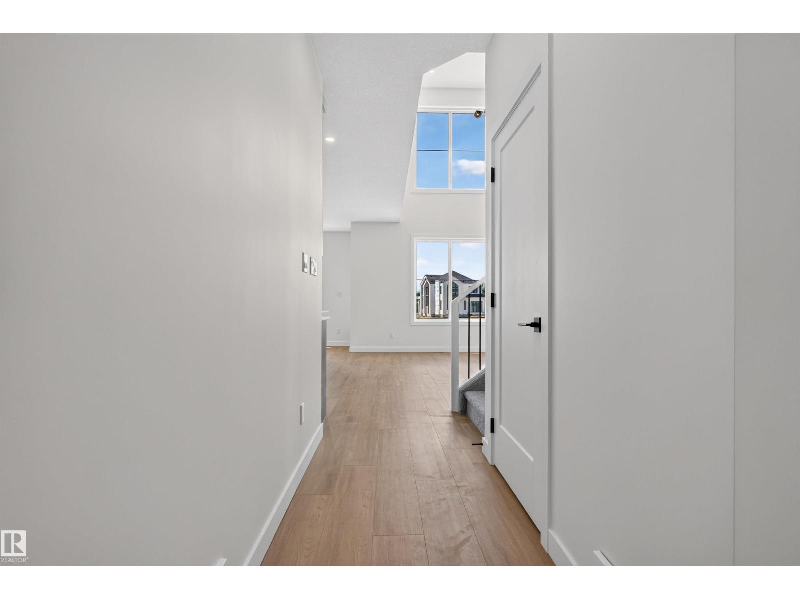 273 Paterson Li Sw Property Photo 10