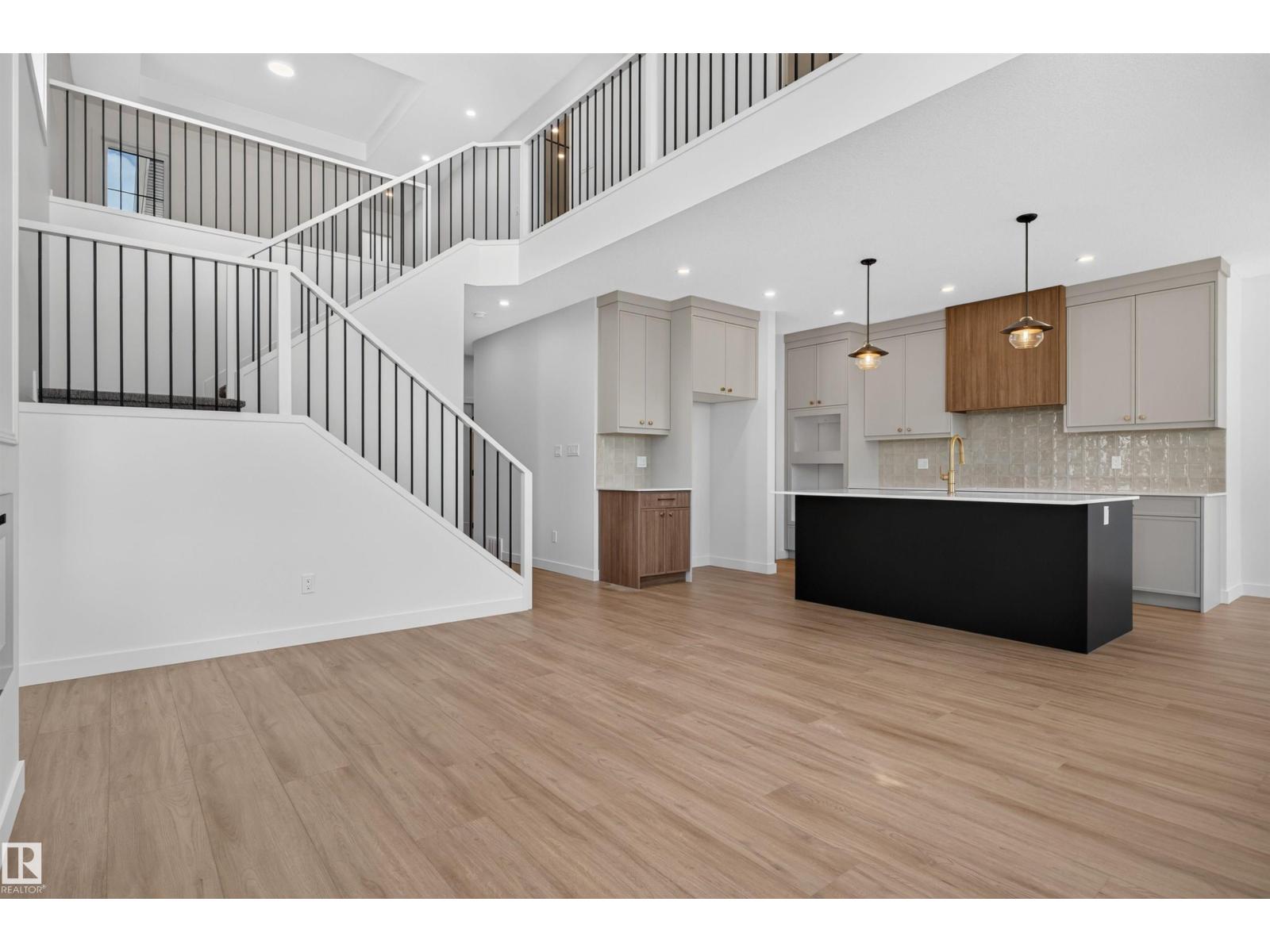 273 Paterson Li Sw Property Photo 17