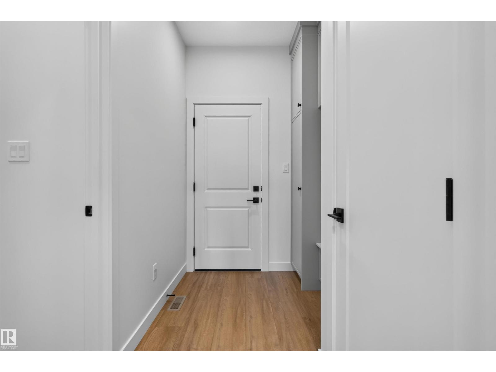 273 Paterson Li Sw Property Photo 29