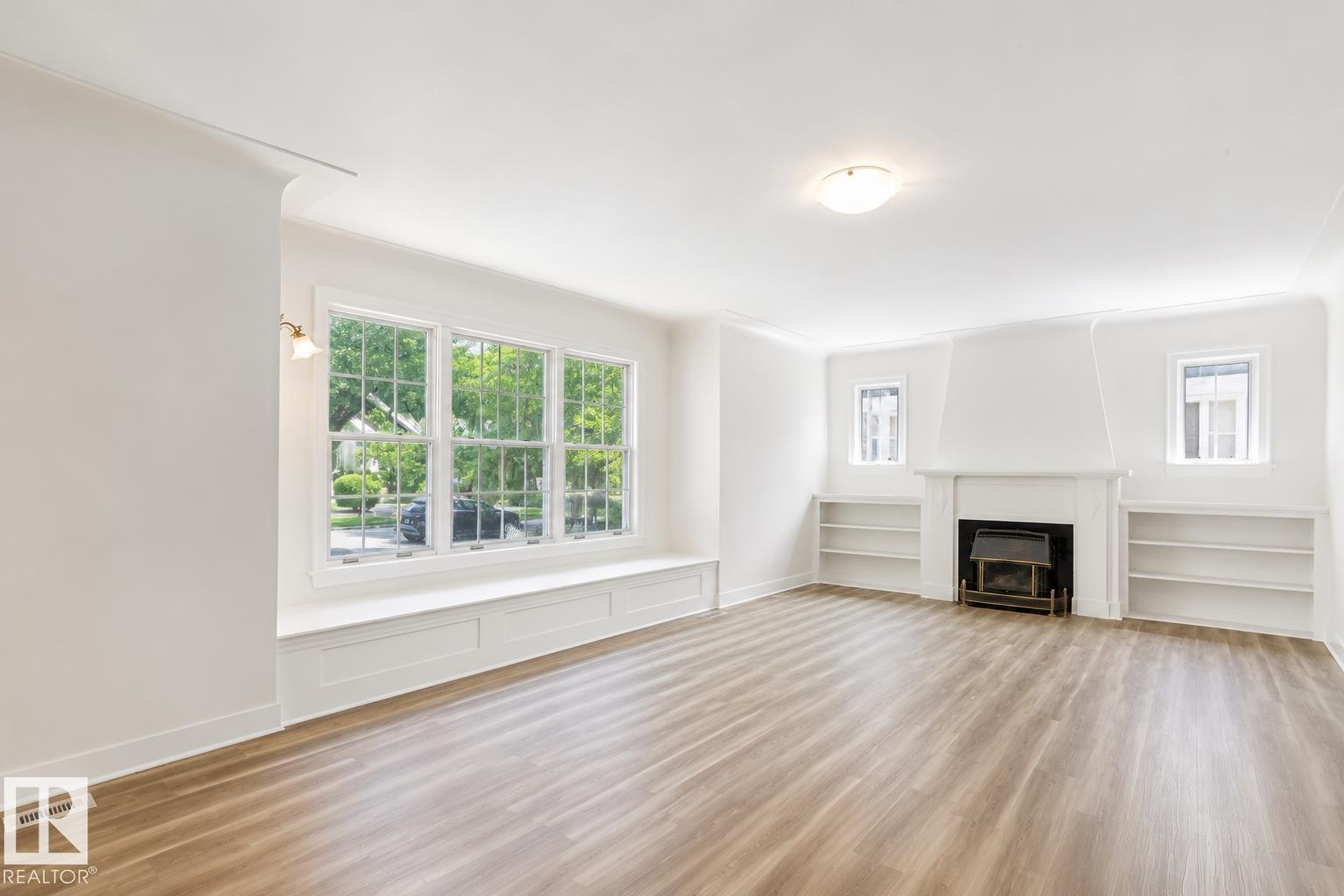 10438 133 Street Nw Property Photo 8