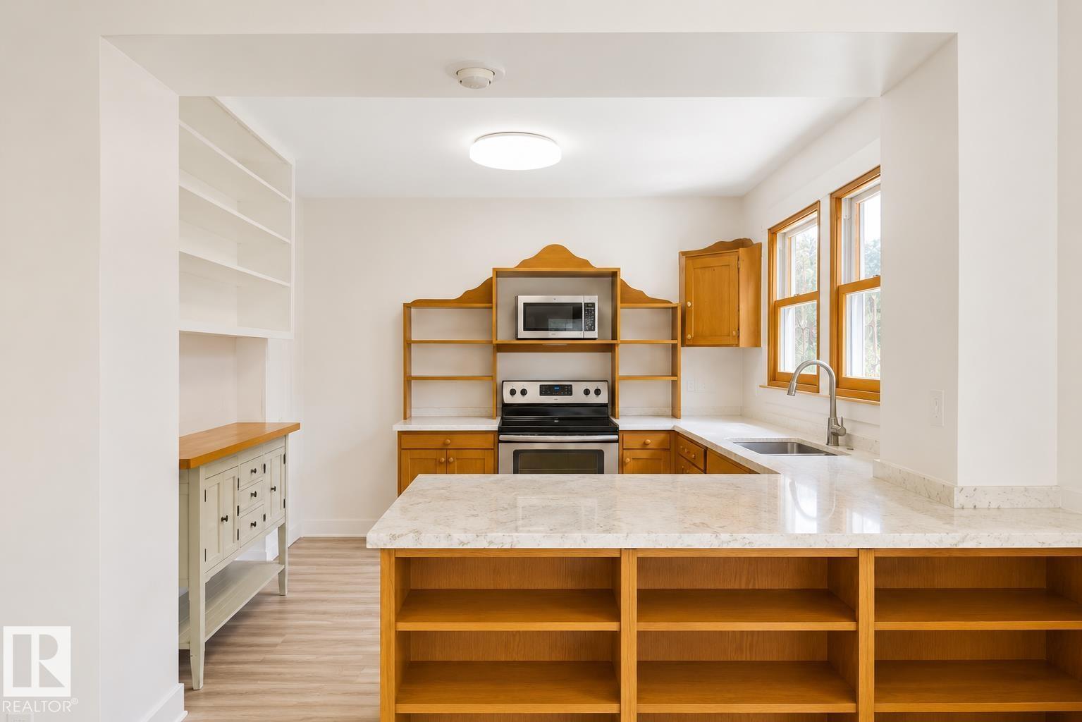 10438 133 Street Nw Property Photo 15