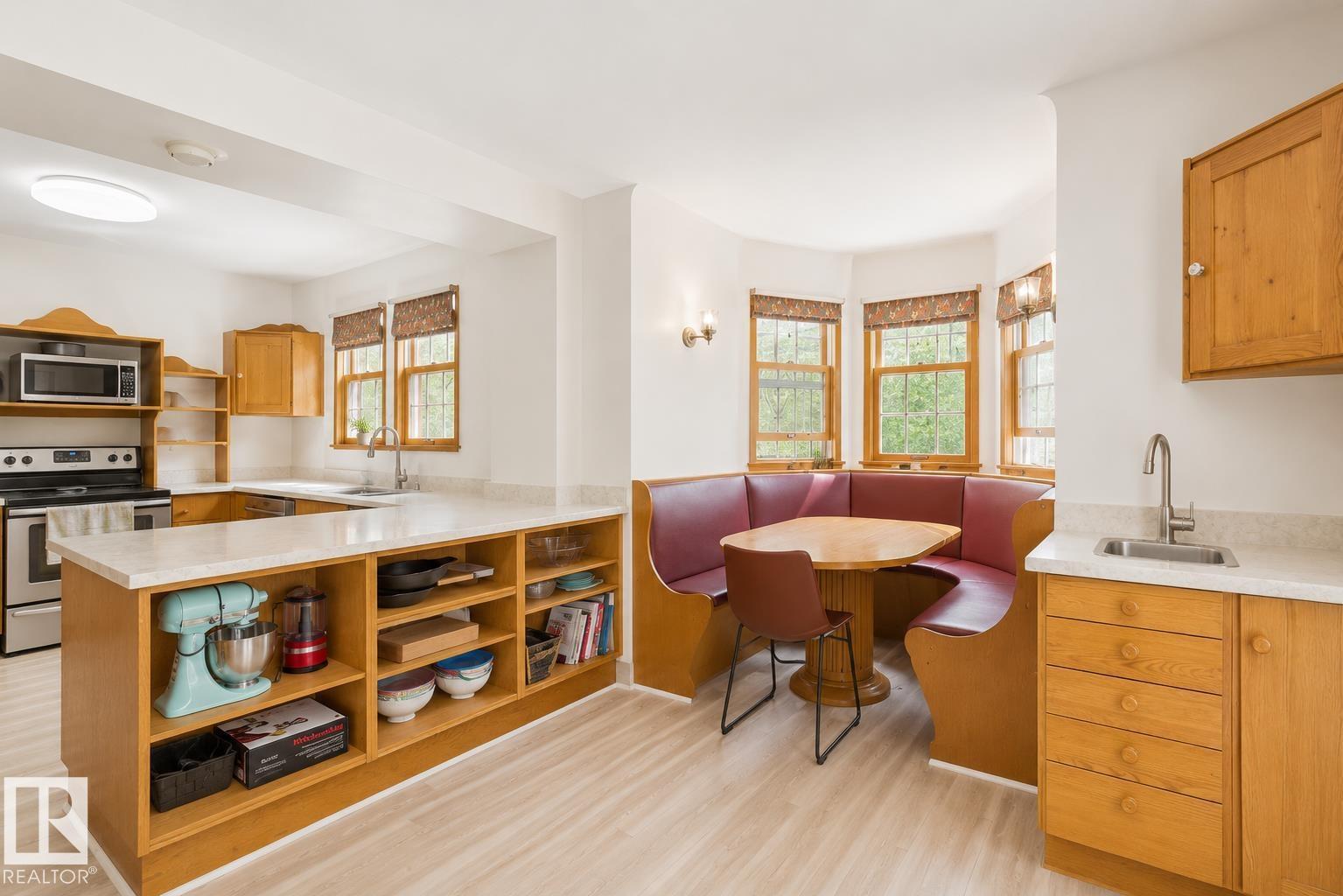 10438 133 Street Nw Property Photo 18