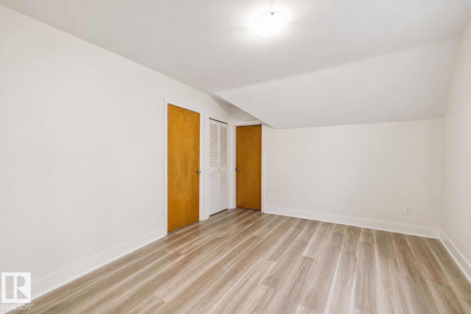 10438 133 Street Nw Property Photo 24