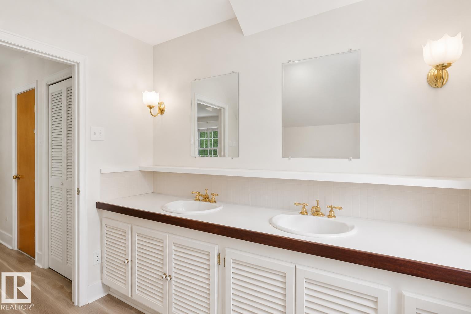 10438 133 Street Nw Property Photo 26