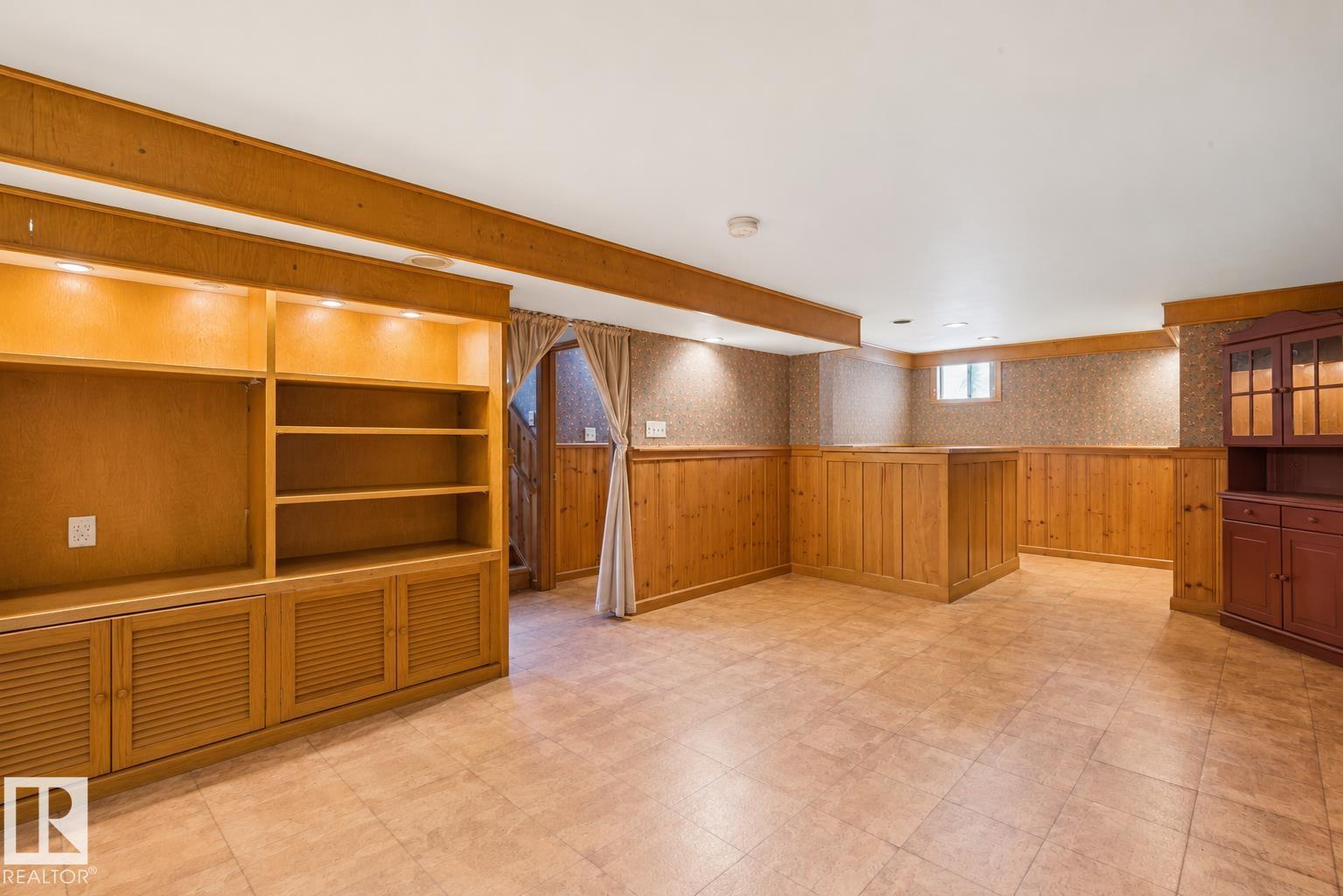 10438 133 Street Nw Property Photo 28