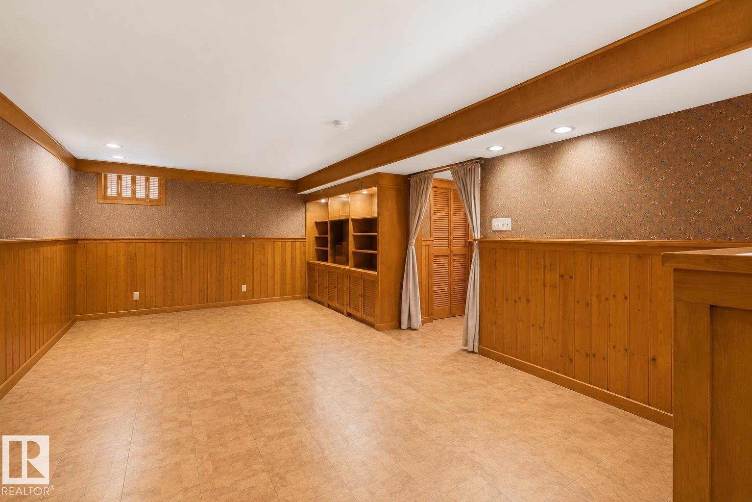 10438 133 Street Nw Property Photo 30