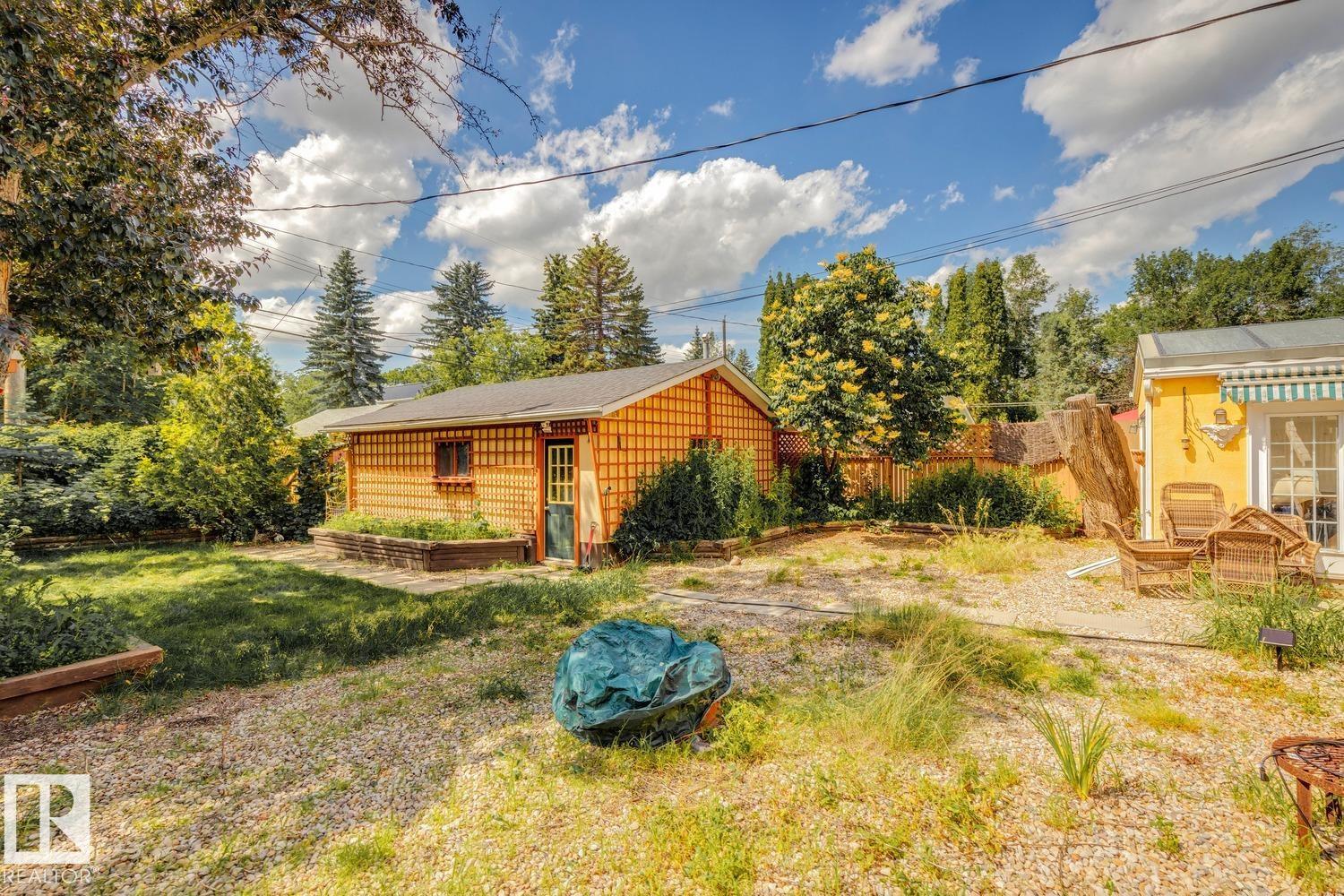 10438 133 Street Nw Property Photo 37