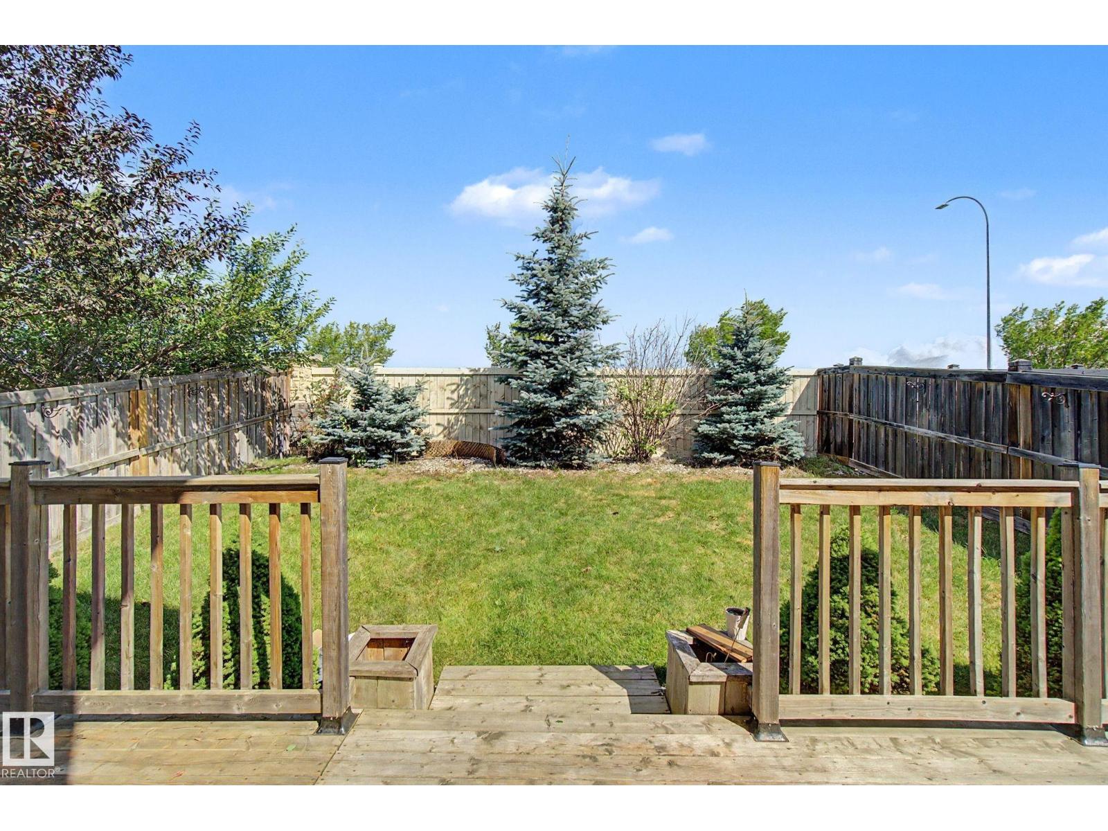15868 10 Av Sw Property Photo 63