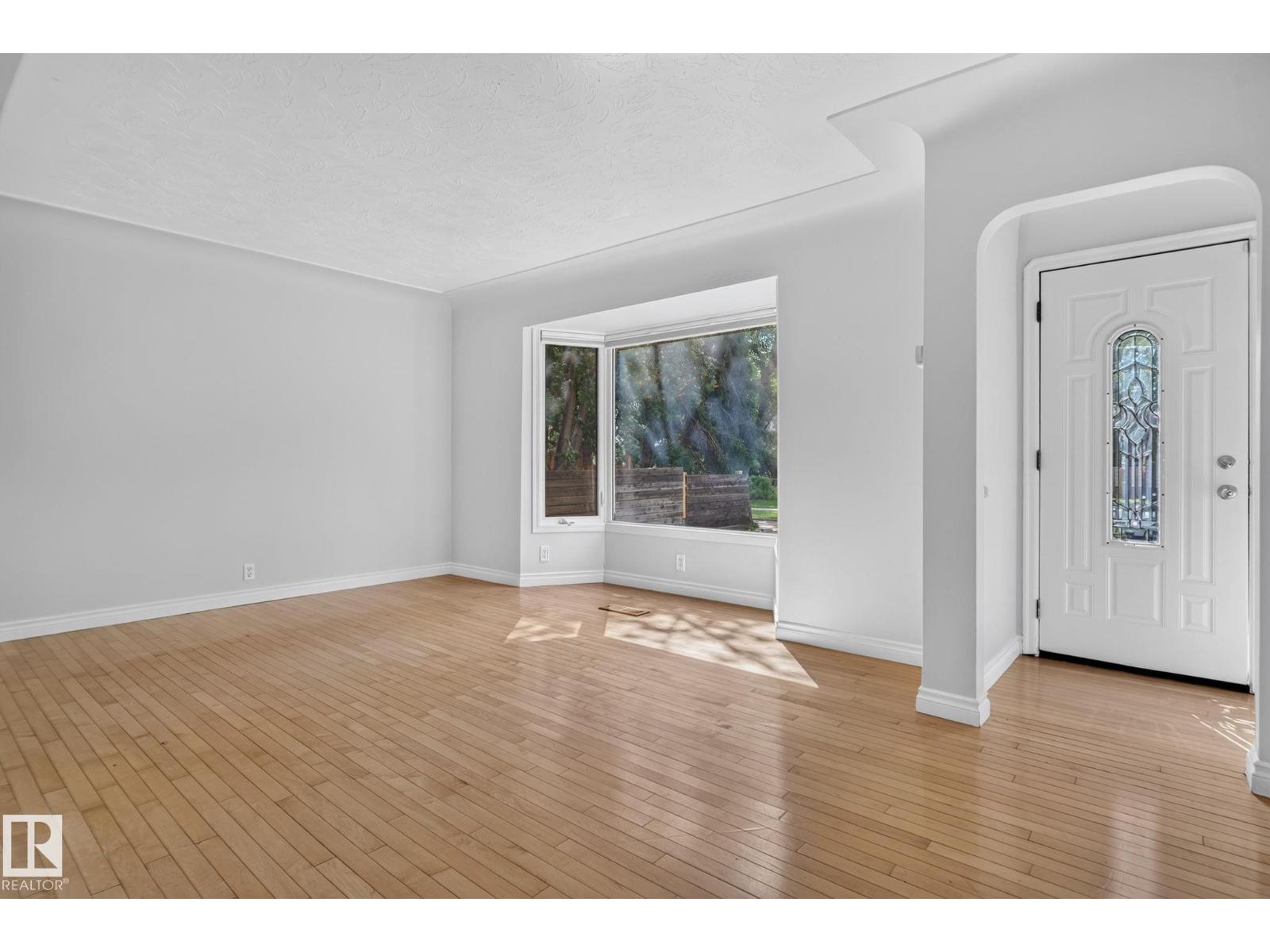 10508 67 Av Nw Nw Property Photo 12
