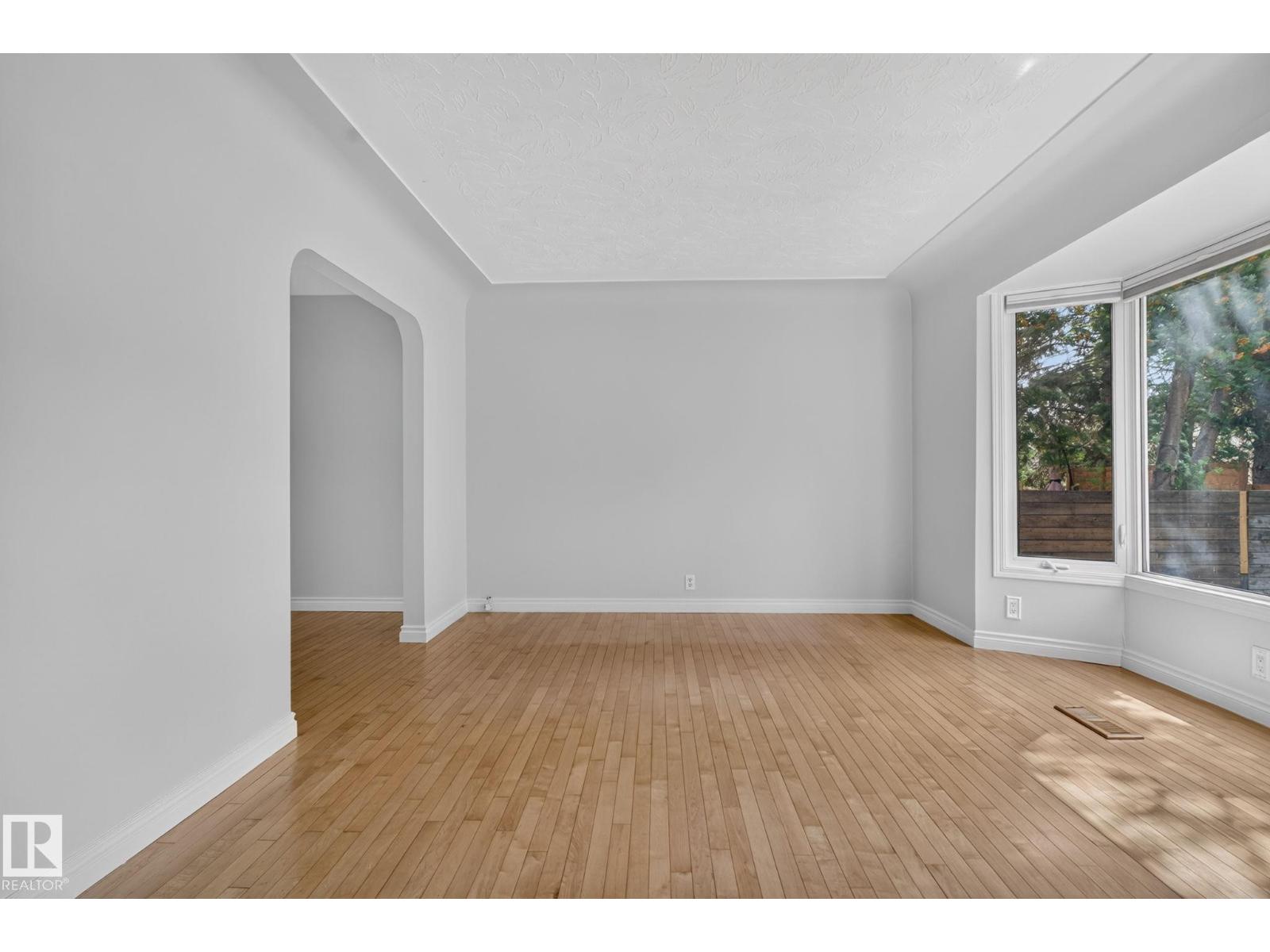 10508 67 Av Nw Nw Property Photo 13