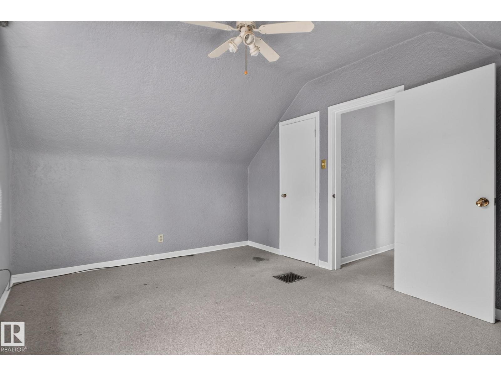 10508 67 Av Nw Nw Property Photo 26