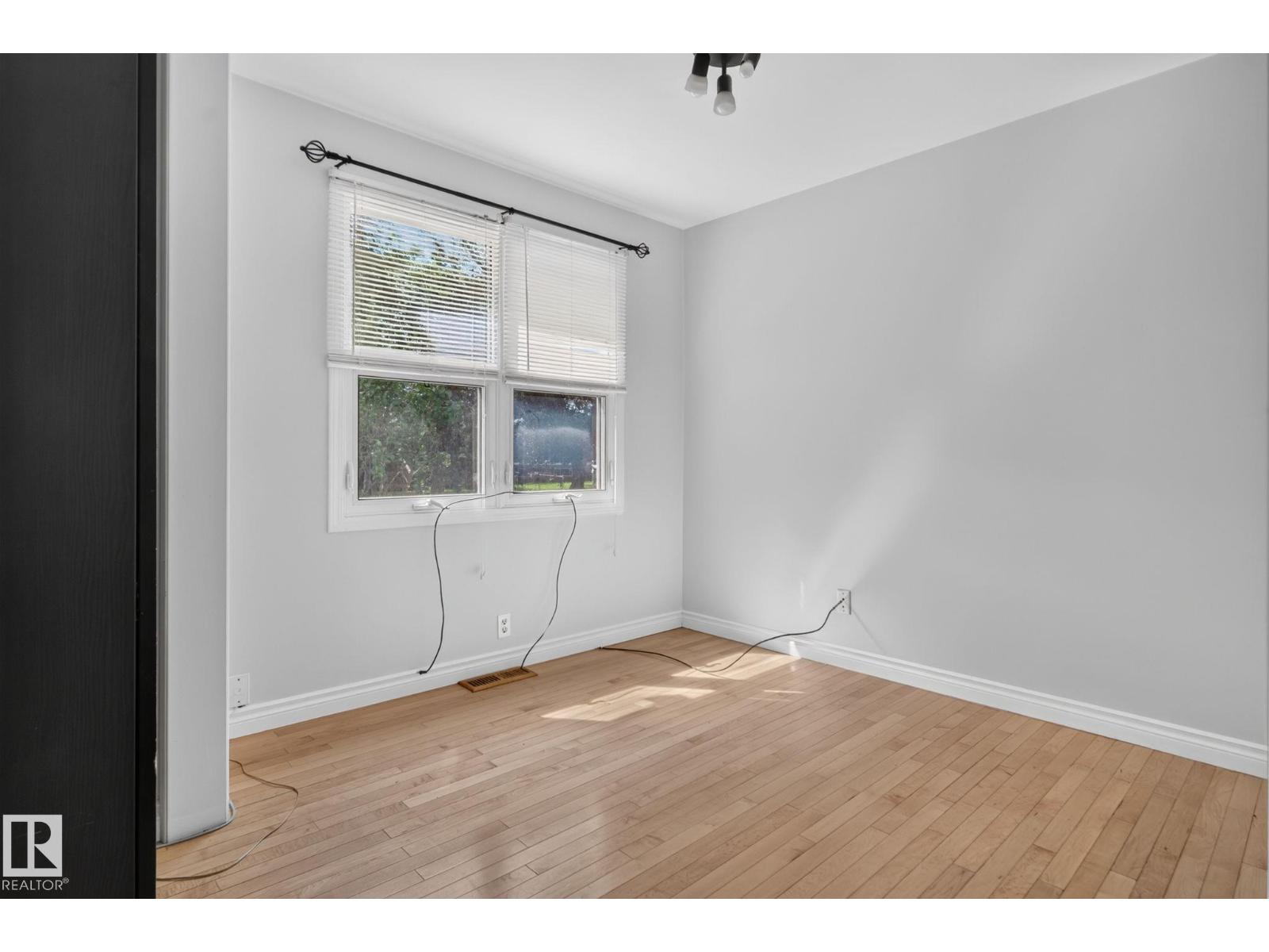 10508 67 Av Nw Nw Property Photo 37