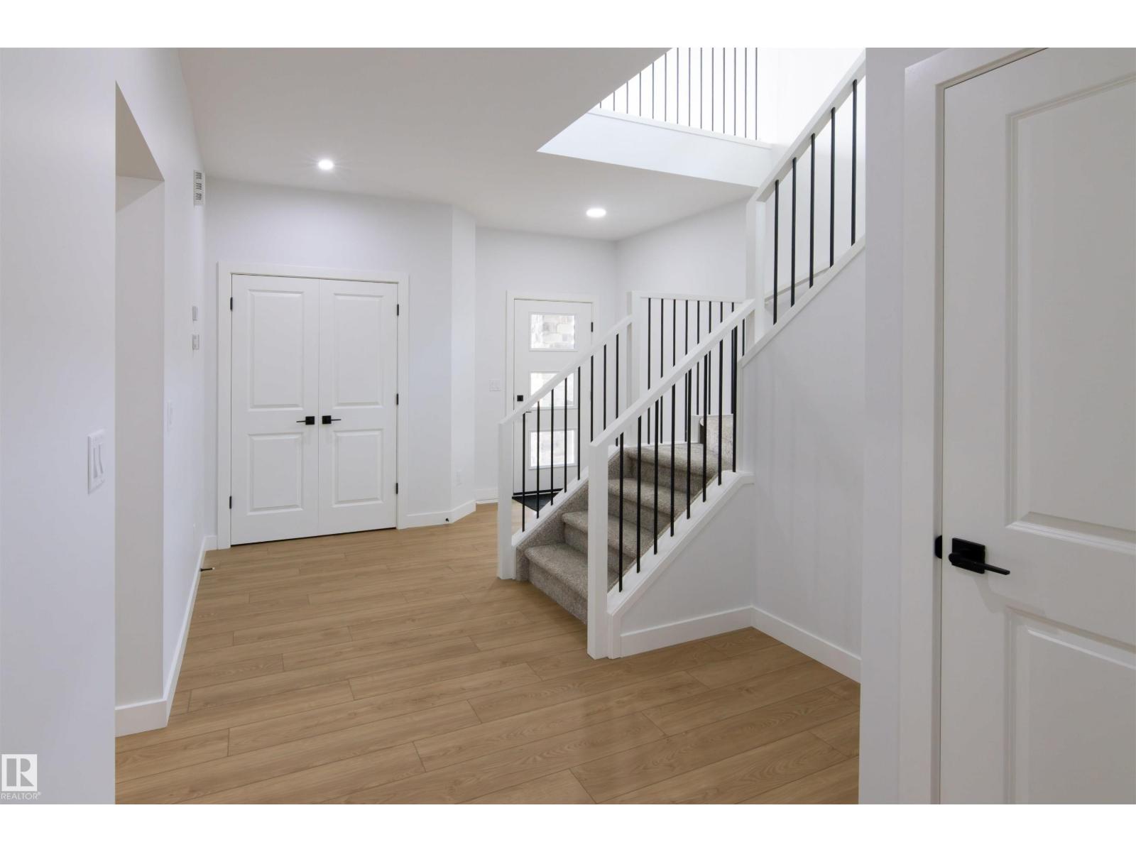 491 Canter Wd Property Photo 3