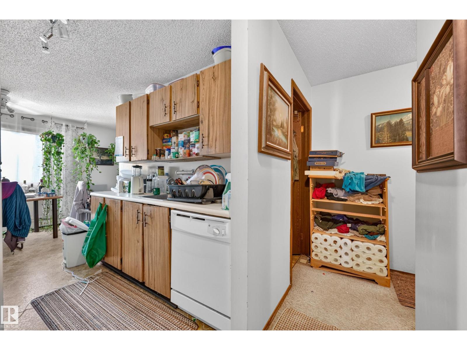 #206 10842 107 St Nw Property Photo 6