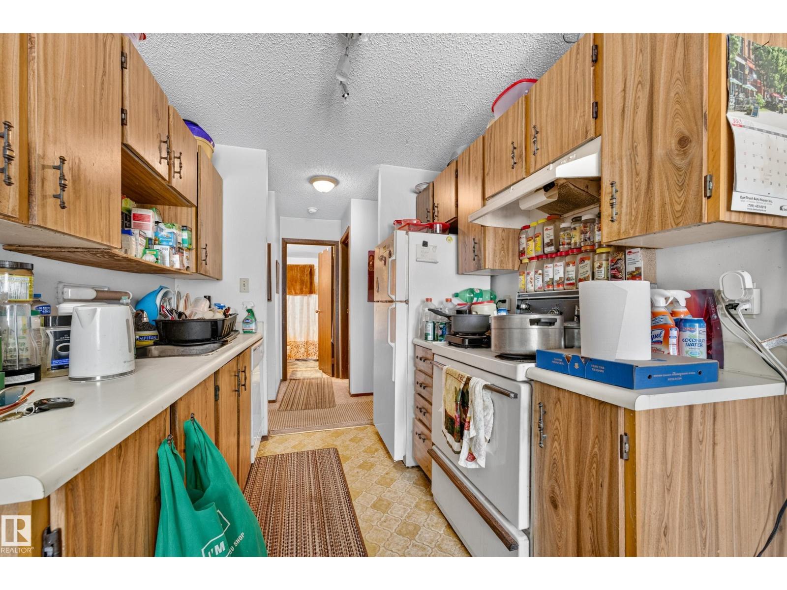 #206 10842 107 St Nw Property Photo 8