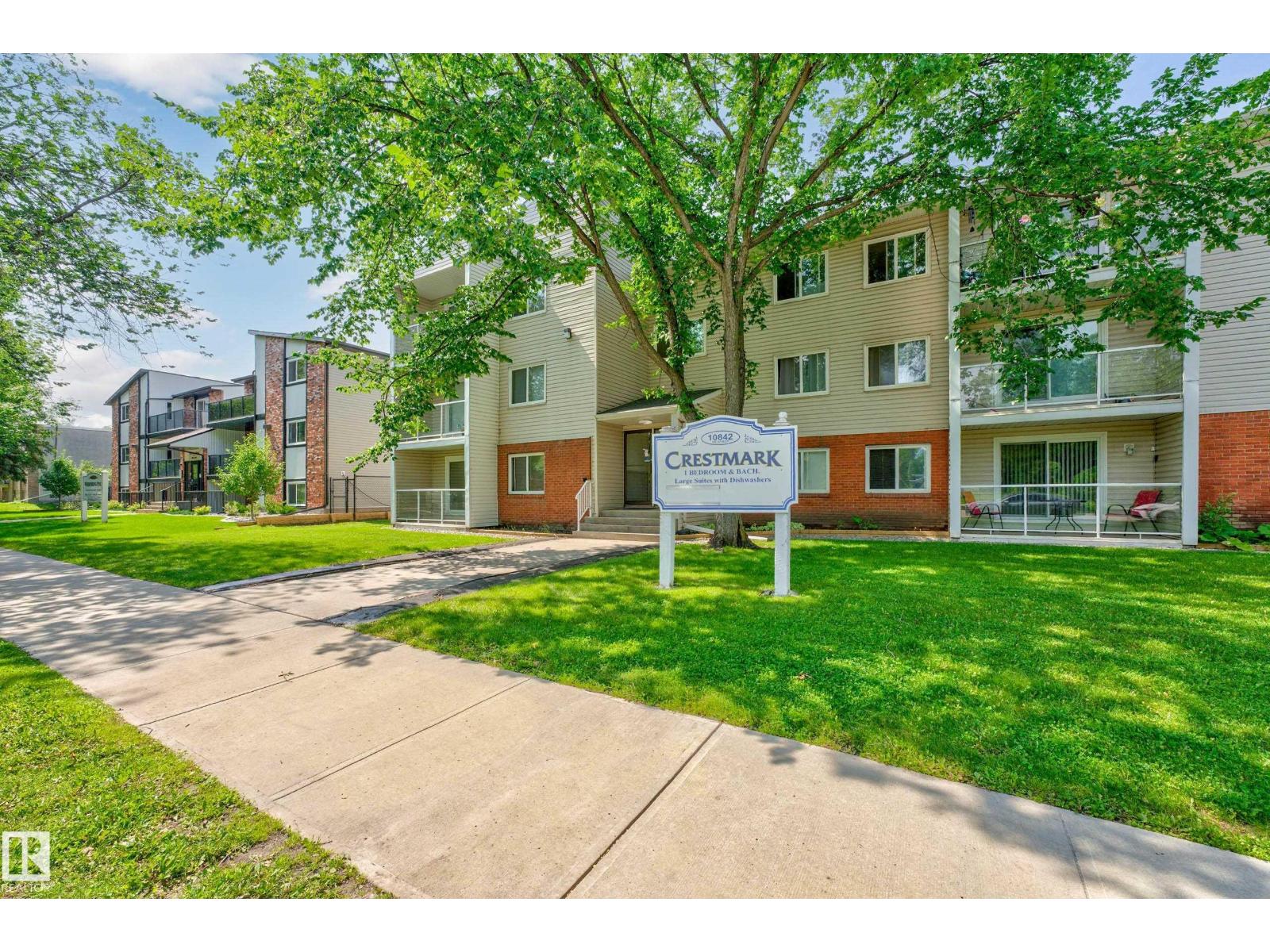 #206 10842 107 St Nw Property Photo 23