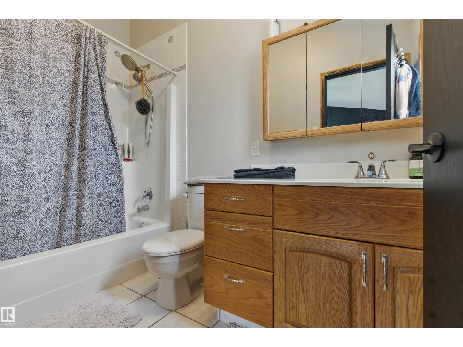 9716 160 St Nw Property Photo 10