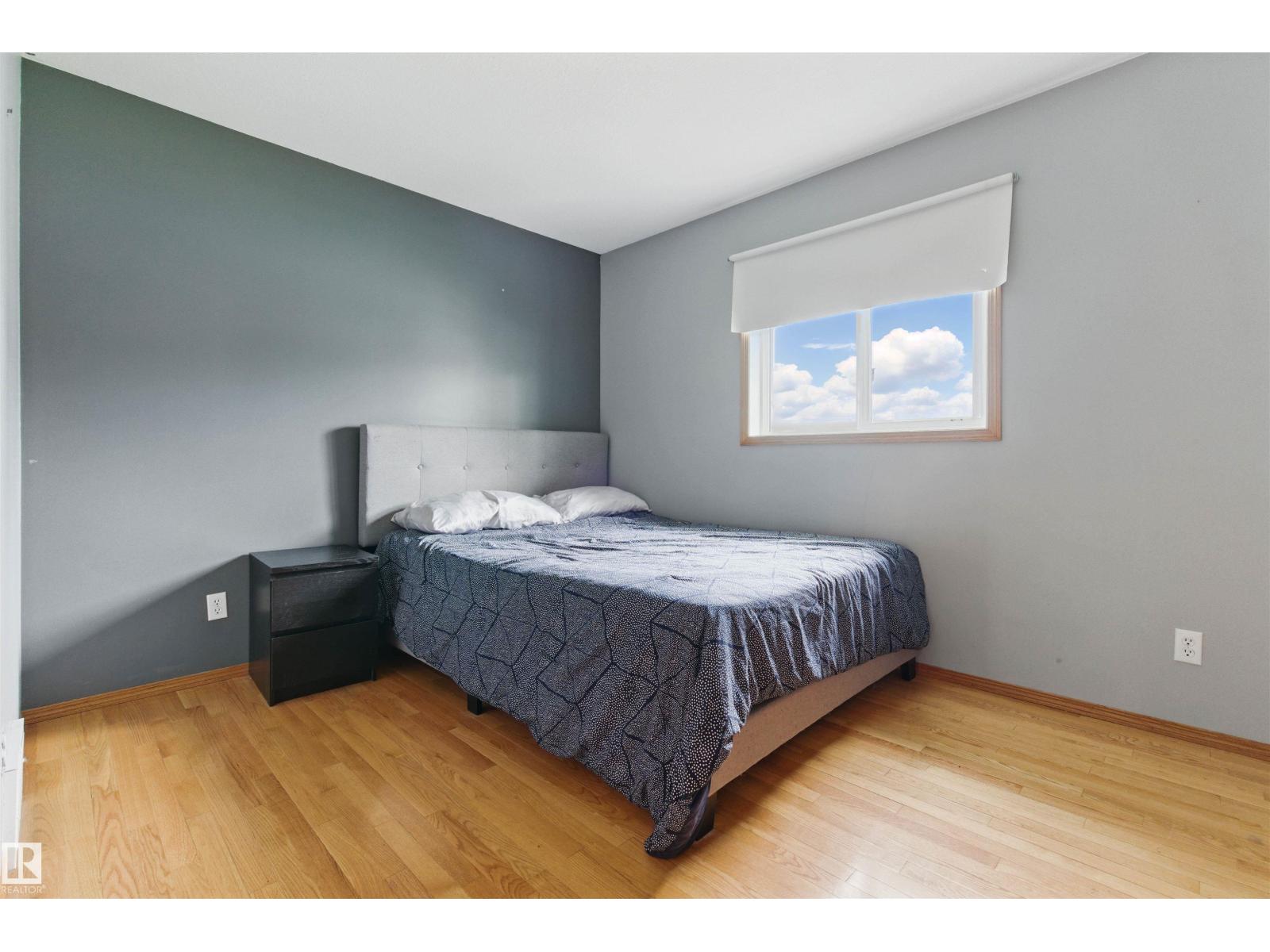 9716 160 St Nw Property Photo 13